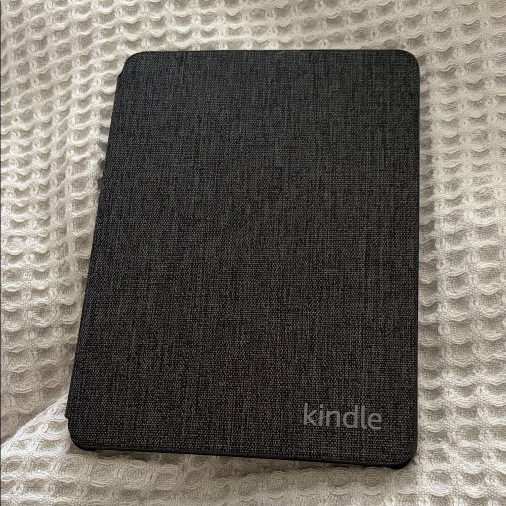 Kindle E-Reader with Dark Gray Fabric Cover